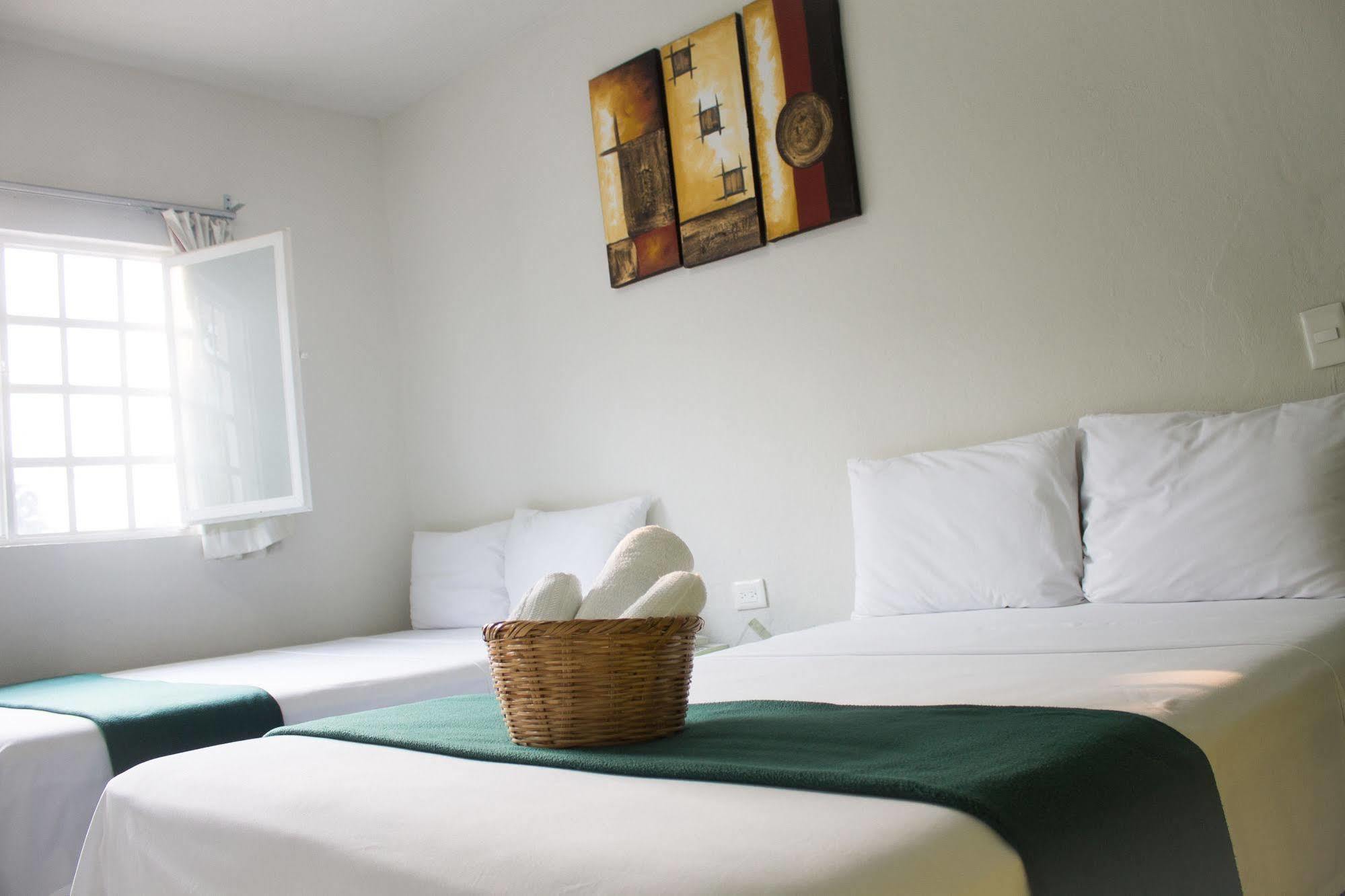 Rosvel Hotel Palenque Exterior photo