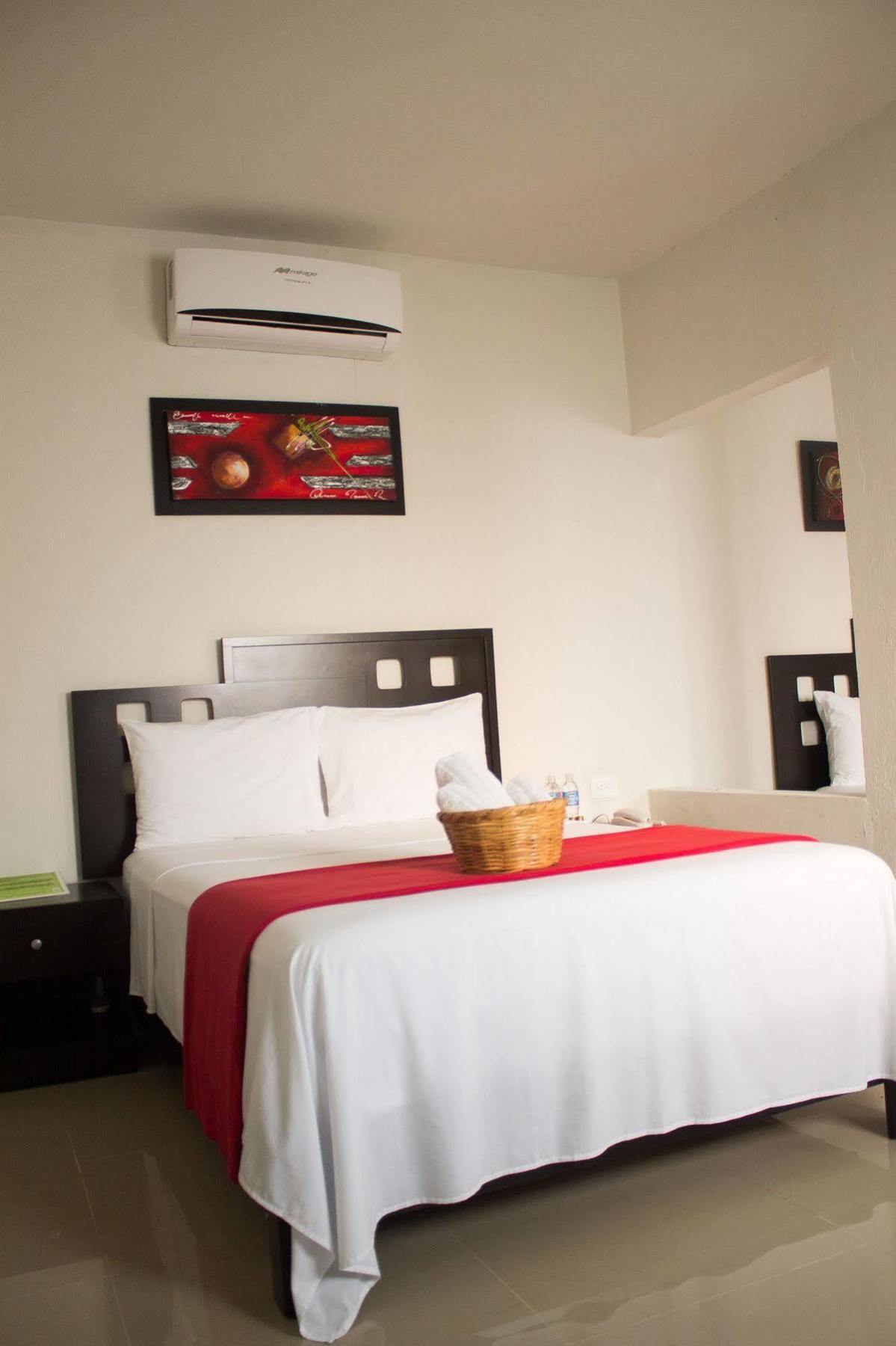Rosvel Hotel Palenque Exterior photo
