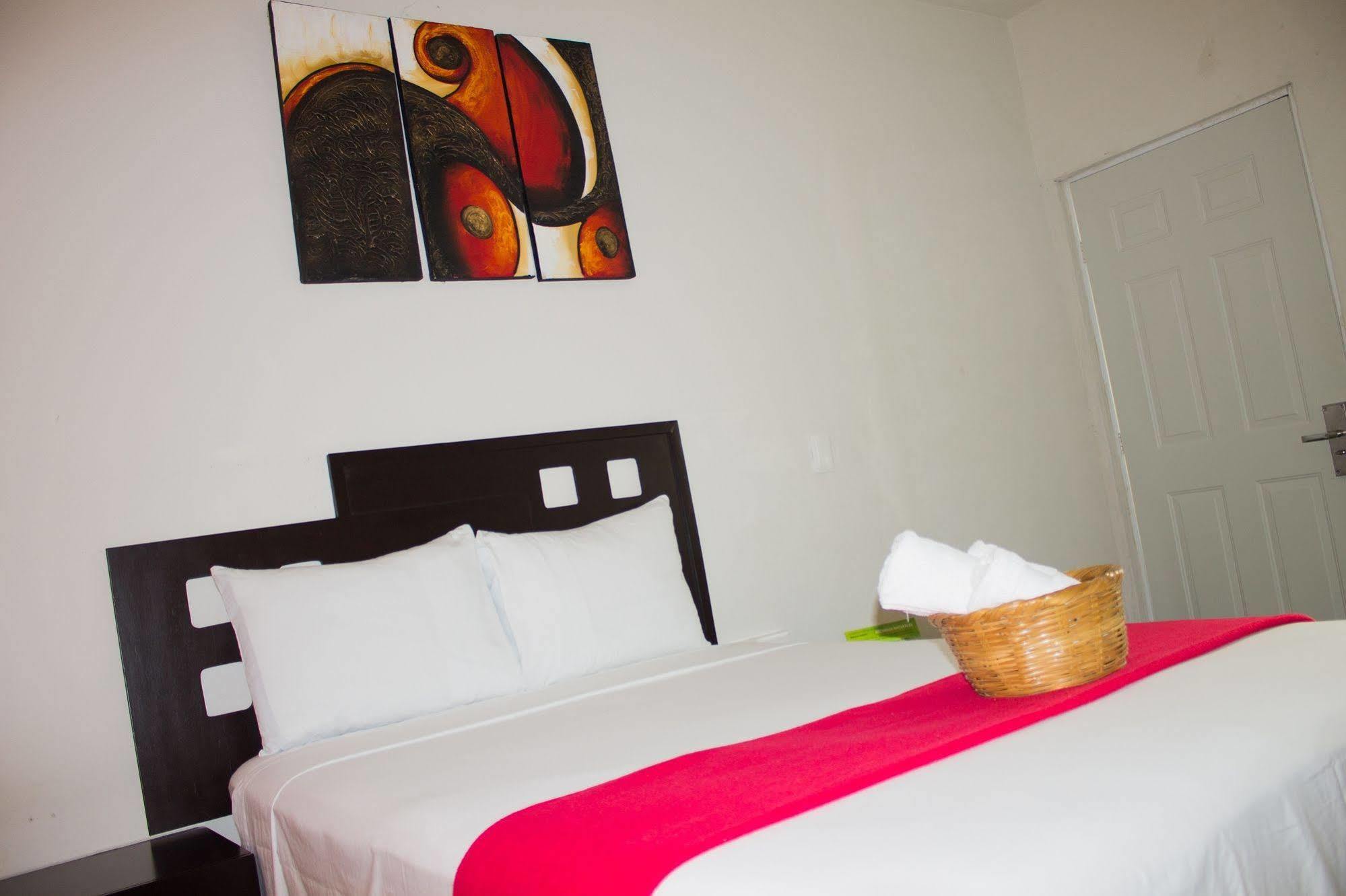 Rosvel Hotel Palenque Exterior photo