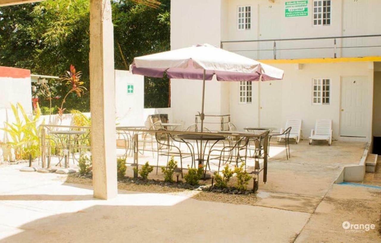 Rosvel Hotel Palenque Exterior photo
